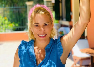 Τζένη Μπότση: Μια ζωγραφιά της κόρης της ήταν αρκετή για να περάσει ένα δυνατό μήνυμα πάνω σε κάδο απορριμμάτων