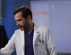 Ο γιατρός: Η αναμνήσεις επιστρέφουν και το παρελθόν χτυπάει την πόρτα του Ανδρέα