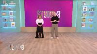 Studio στις 3: Με Staying Alive η πρεμιέρα - «Όπως μας ξέρετε απλά στο πάνω μέρος της οθόνης γράφει ΣΚΑΪ»