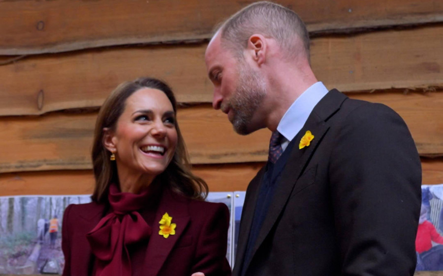 Kate Middleton: Το χειροποίητο κολιέ που της χάρισε ένα κοριτσάκι και η αντίδρασή της