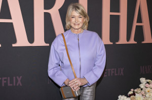 Η Martha Stewart λανσάρει τη δική της σειρά περιποίησης δέρματος