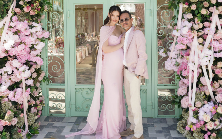 Baby shower υπερπαραγωγή για τη Nadia Ferreira και τον Marc Anthony