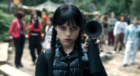 Wednesday σεζόν 2: Η Jenna Ortega έρχεται να σώσει την Emma Myers ή να «πεθάνει προσπαθώντας»