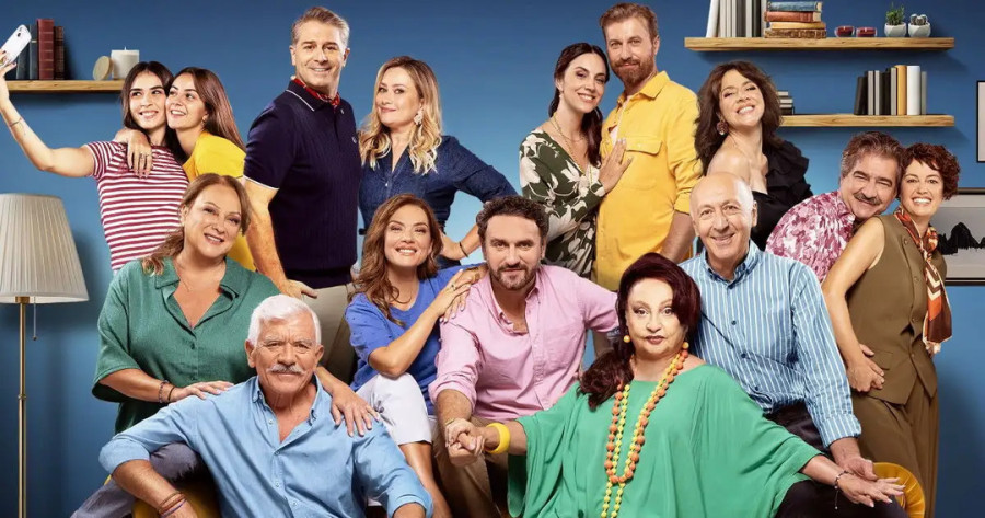 Δημήτρης Λαγούτης: Αυτή κι αν είναι έκπληξη! Ο γιος του Λαγούτη και της Αλικάκη στο «Σόι σου»