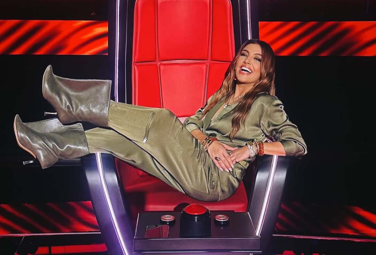 The Voice: Ο αγχωμένος διαγωνιζόμενος και η στιγμή που η Παπαρίζου ανέβηκε στη σκηνή για να τον χαλαρώσει. Πώς τα κατάφερε;