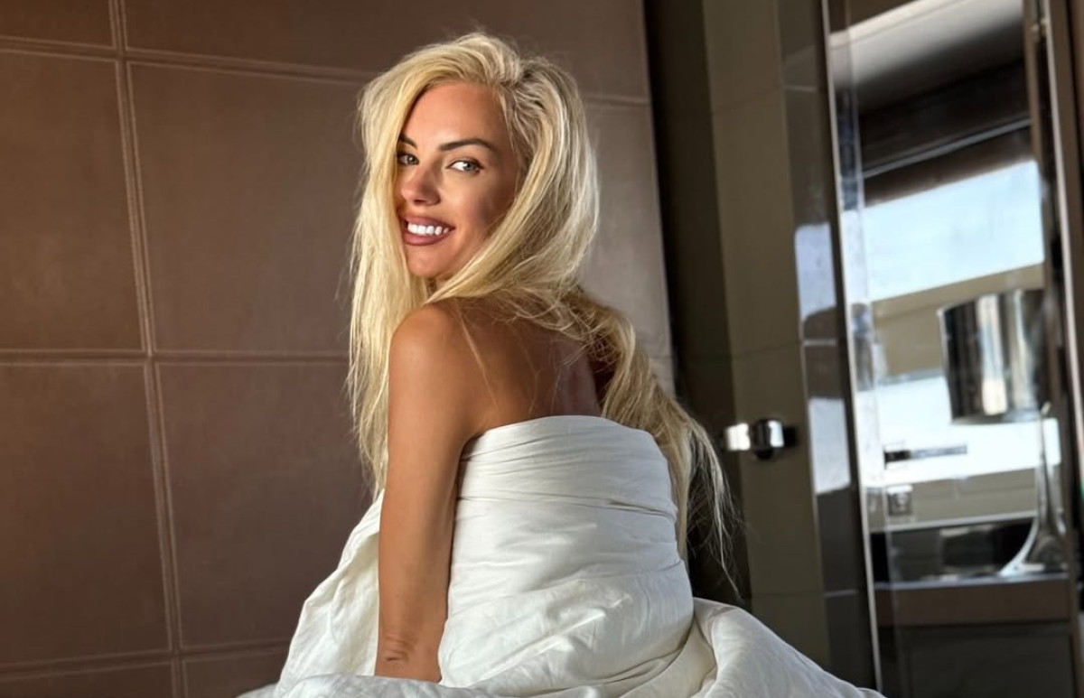 Τζούλια Νόβα: Βάφτηκε μετά από καιρό και το έκανε poll στο Instagram για μανούλες