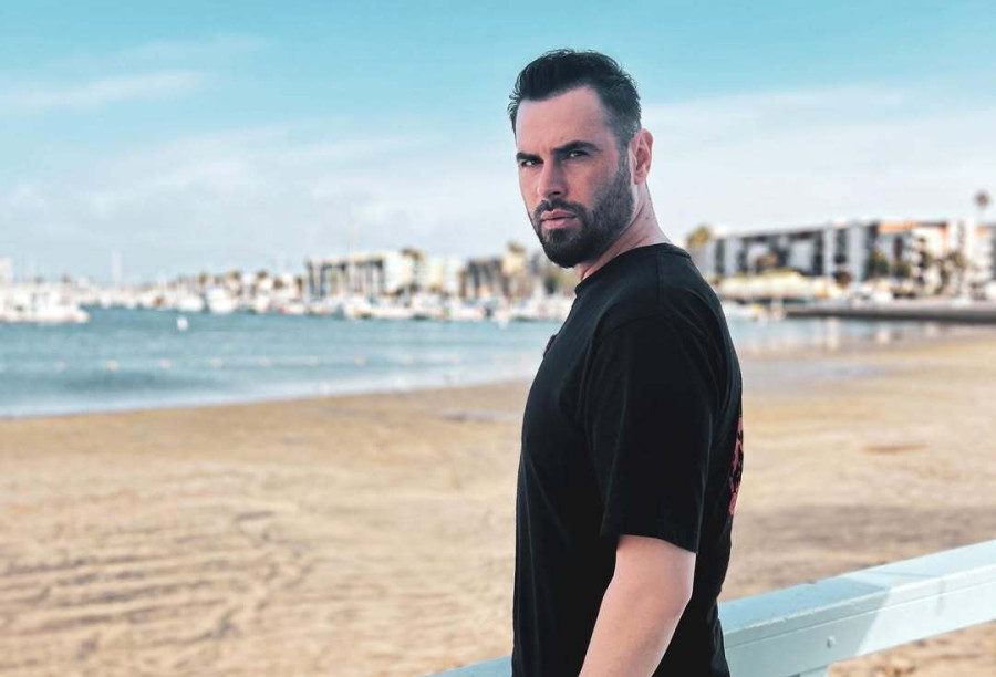 Γιώργος Παπαδόπουλος: Ξύρισε το κεφάλι του ή μάς τρολάρει; Η φωτό που μας άφησε άφωνους και με απορία