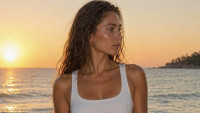 «Sun-kissed glow»: Τα 6 προϊόντα που επιλέγουν οι Γαλλίδες για ηλιοκαμένη όψη