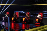 The Voice: Τα Battles ξεκίνησαν με τον Καπουτζίδη χωρίς φωνή αλλά τους coaches σε τρελό κέφι. Ποιοι πέρασαν στα Lives;