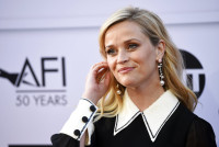 Reese Witherspoon: Λύγισε για τον θάνατο της Diane Keaton και με δάκρυα διηγήθηκε πώς γνωρίστηκαν και έγινε η μέντοράς της