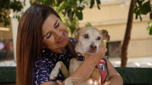 Pet Stories: Στην παρέα μας η ηθοποιός Άννα Κουρή και ο Ορφέας