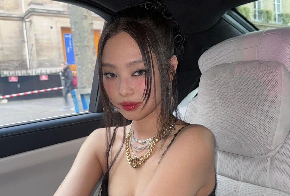 I'm Calling It: Το Cherry Blossom Makeup είναι η ονειρική, Hailey Bieber approved, τάση που θα βλέπουμε παντού το καλοκαίρι