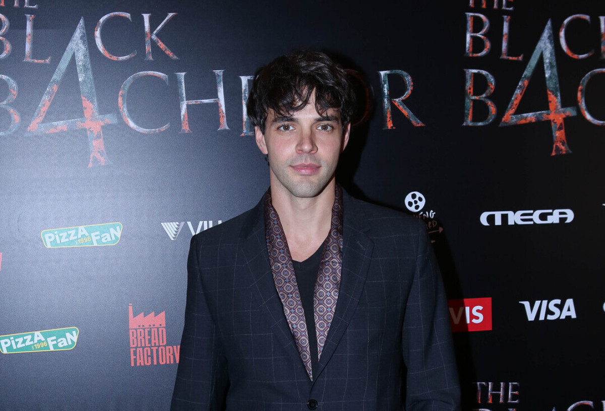 Ρένος Ρώτας: Η στιγμή που κατάλαβε ότι είναι πολύ αναπαυτικός… για να κοιμηθεί κάποιος πάνω του! Και υπάρχει απόδειξη