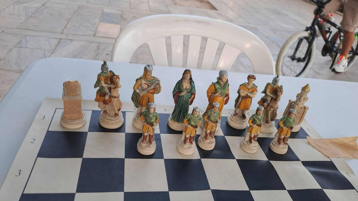 Το 3ο Σκάκι στα τυφλά στήνει σκακιέρες στη Σύρο τον Σεπτέμβριο