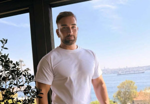 Νίκος Κοκλώνης: Τα νούμερα που περιμένει από την Καινούργιου και τι ελπίζει να μην του σπάσει στο κεφάλι