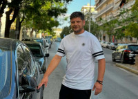 Ντεντόπουλος: Ο νικητής του Big Brother ευχαριστεί όσους τον ψήφισαν από το χωριό του και όχι από τα... μπουζούκια