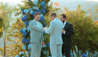 Στέφανος Κασσελάκης - Tyler McBeth: Το ζευγάρι μοιράζεται για πρώτη φορά εικόνες από τον γάμο του στην Κρήτη