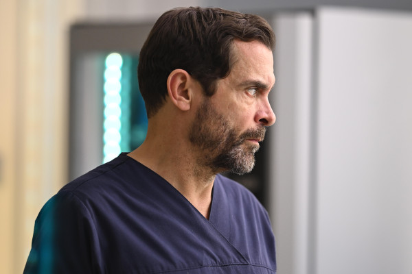 Ο Γιατρός: Ο Ανδρέας αποφασίζει να διακόψει τη θεραπεία του