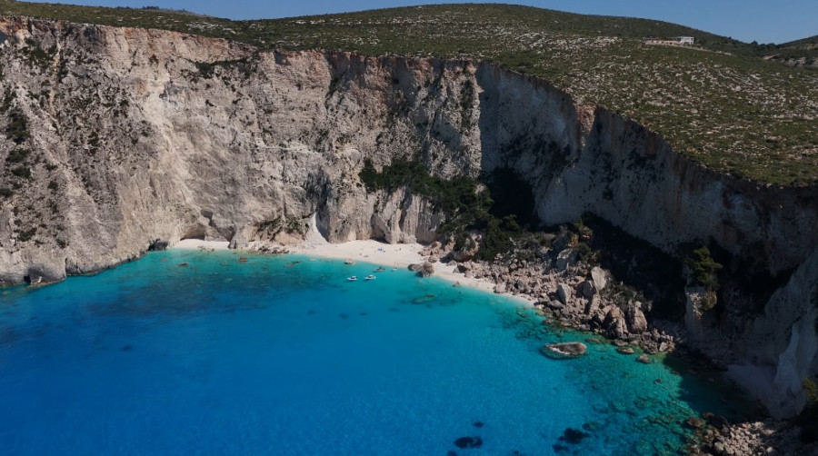Όπου υπάρχει Ελλάδα: Ο Γιάννης Τσιμιτσέλης στο Μεσολόγγι και η ομάδα της εκπομπής στα Επτάνησα