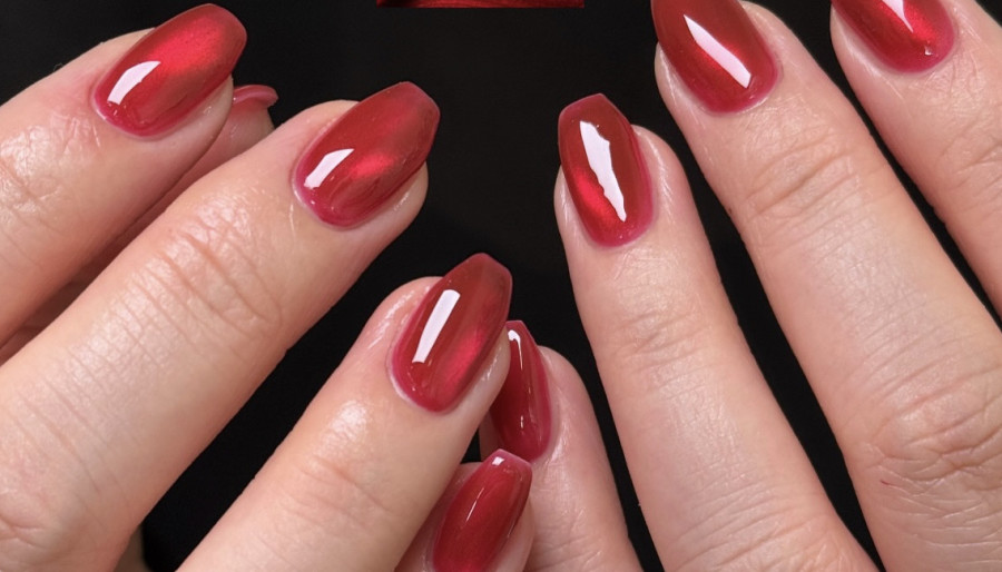 «Jammy Nails»: Το λαχταριστό μανικιούρ με όψη μαρμελάδας που θα λατρέψουμε αυτό το φθινόπωρο