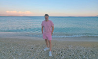 Λάμπρος Κωνσταντάρας: Αν κάποιες ευχές για τα γενέθλιά του ξεχωρίζουν αυτές είναι σίγουρα της αδελφής του και της Έλενας Τσαγκρινού