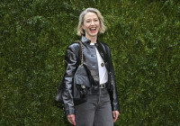 Ξέχνα το «Cunty Little Bob» - Η Carrie Coon εμφανίστηκε στα Emmy με ένα πλήρες Pixie