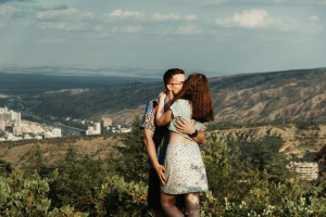 Πότε είναι η σωστή στιγμή για να πεις το πρώτο «σε αγαπώ» στον σύντροφό σου;