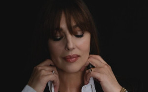 Μετά τα 40, αυτή η ανάλαφρη φράντζα είναι η καλύτερη επιλογή για να εκσυγχρονίσετε το χτένισμά σας