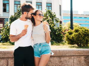 Dating και σχέσεις σήμερα: Οι γυναίκες γράφουν τους δικούς τους κανόνες
