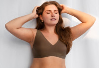 Αυτός ο ανησυχητικός αριθμός γυναικών αποφεύγει τη σεξουαλική επαφή επειδή νιώθει «πολύ παχιά»