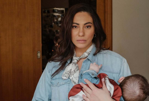 Βαλαβάνη: Η επιστροφή στη δουλειά μετά τη γέννηση του γιου της και το σχόλιό της για τις γυναίκες που πλήγωσε ο Βασάλος