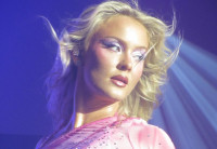 Μακιγιάζ: 3 σημάδια που προαναγγέλλουν το τέλος του «clean girl» look το 2026