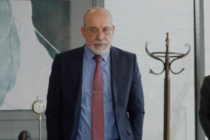 Νόμοι της καρδιάς - Νέο επεισόδιο: Ο μυστηριώδης Μπορά αποκαλύπτει τις πραγματικές του προθέσεις και απειλεί την Τσολπάν
