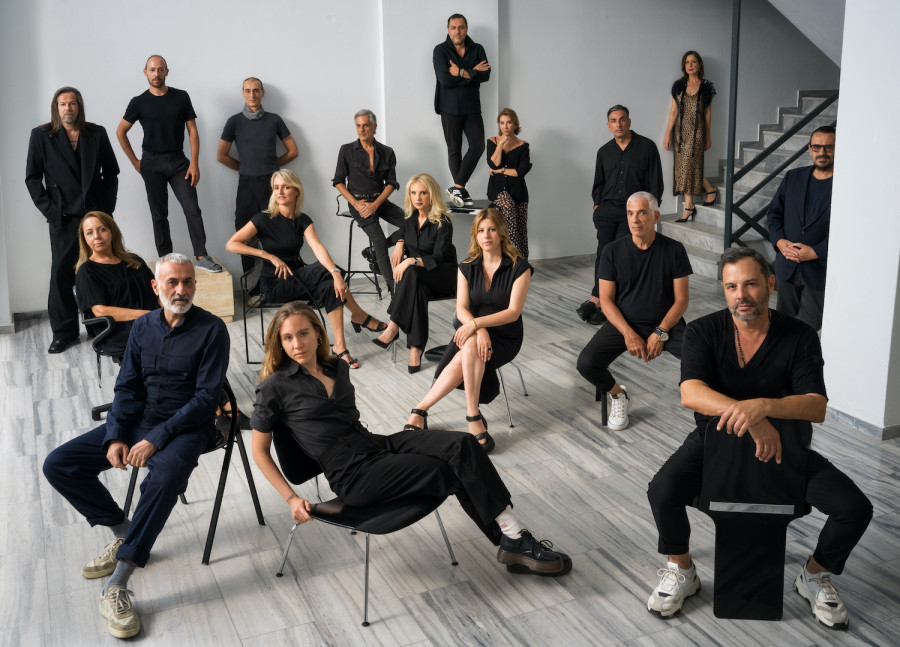 1ο Greek Fashion Festival: 18 Έλληνες σχεδιαστές συμπράττουν με 62 καλλιτέχνες σε ένα Dramodé!