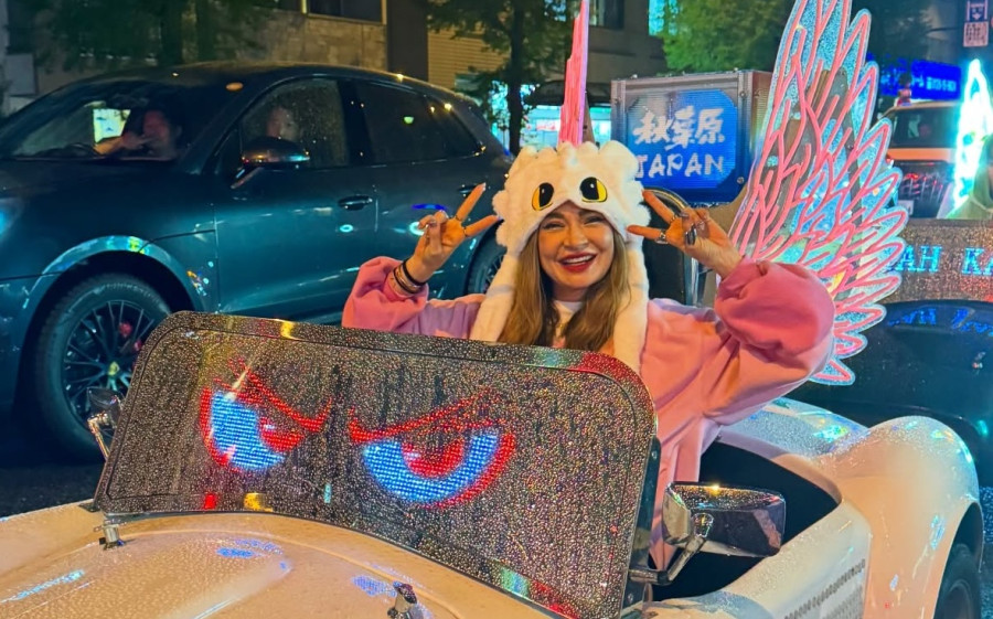 Αποστολία Ζώη: Tokyo Drift αλλιώς... Με καρτ, στολή και καπέλο....Λευκή Οργή