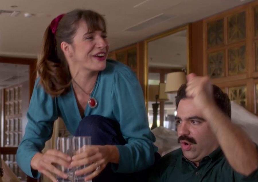 ΗΟΤΕΛ ΕΛVIRA: Τι θα δούμε στο 2ο επεισόδιο; Η Ελβίρα σχηματίζει την ομάδα της αλλά ο Γιάννης και ο Παντελής την υπονομεύουν