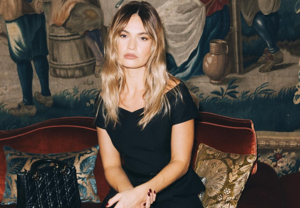 Parisian Blonde: Η πιο chic απόχρωση για την άνοιξη 2025