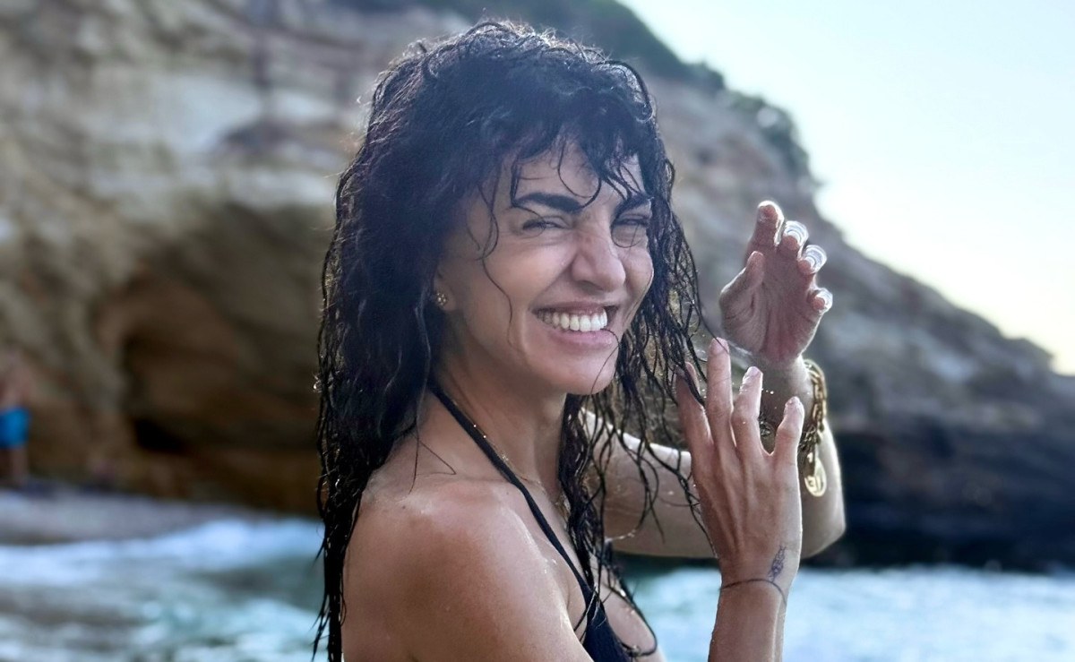 Μαρία Σολωμού: Καλοκαίρι χωρίς ράστα δεν είναι καλοκαίρι για εκείνη