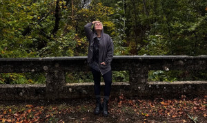 Δανάη Μπάρκα: Άφησε τις θάλασσες και έπιασε τα βουνά! Η εκδρομή της στη Σπερχειάδα και το ονειρικό της... δεντρόσπιτο!