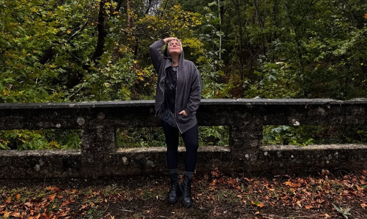 Δανάη Μπάρκα: Άφησε τις θάλασσες και έπιασε τα βουνά! Η εκδρομή της στη Σπερχειάδα και το ονειρικό της... δεντρόσπιτο!