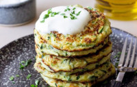 Αλμυρά pancakes με κολοκύθι, πατάτα και εξαιρετικό παρθένο ελαιόλαδο