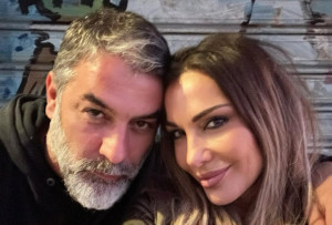 Βανδή - Μπισμπίκης: Απόδραση στη Ρώμη με το... «κατευόδιο» Λιάγκα και Ουγγαρέζου και τη δήλωση του ηθοποιού ότι δεν είναι άγιος