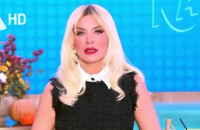 Κατερίνα Καινούργιου: Είδε τον εαυτό της στο monitor και...δίκασε το χτένισμά της... (μετά το άλλαξε για να φωτογραφηθεί με το look)