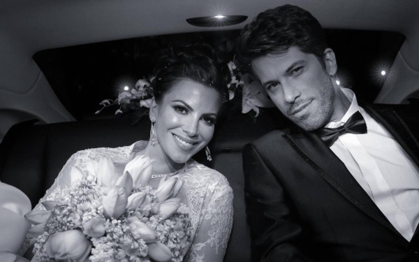 Διπλή γιορτή για Χάρη &amp; Αντελίνα Βαρθακούρη: Επέτειος γάμου και γενέθλια μαζί