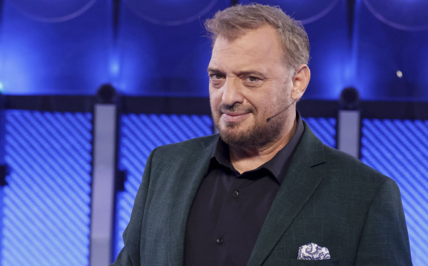 The Wall: Δύο εθελοντές πυροσβέστες παίζουν για καλό σκοπό