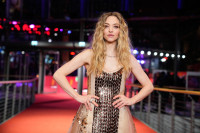 «Το λατρεύω»: Η Amanda Seyfried εξηγεί γιατί επέλεξε το baby Botox