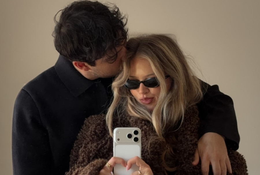 Αυτό το brand φαντάζεται το πρώτο προϊόν περιποίησης που καταπραΰνει την επιδερμίδα μετά από ένα λίγο… υπερβολικά έντονο φιλί