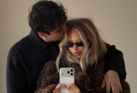 Αυτό το brand φαντάζεται το πρώτο προϊόν περιποίησης που καταπραΰνει την επιδερμίδα μετά από ένα λίγο… υπερβολικά έντονο φιλί