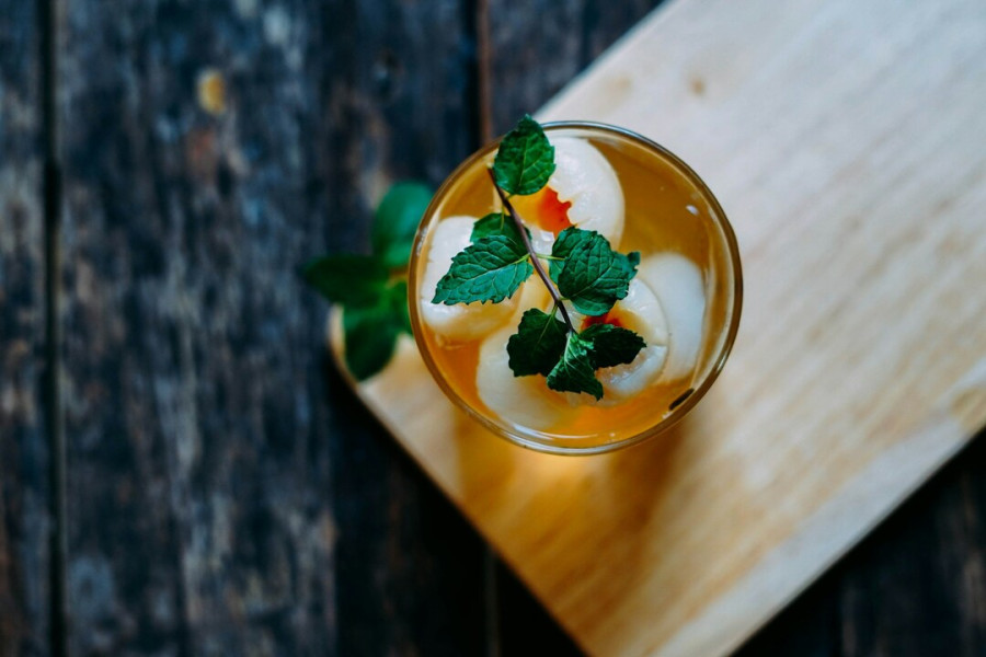 Ελαφριά ποτά για μετά το φαγητό που μπορείς να φτιάξεις εύκολα