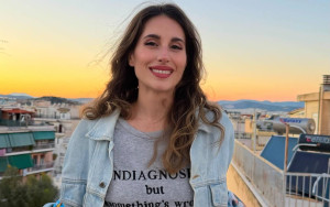 Παυλίνα Βουλγαράκη: «Ήμουν παντού μισή. Μισή τραγουδίστρια, μουσικός, μισή απούσα»